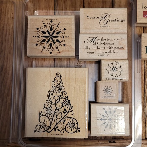 Large Lot of Christmas Stamps - Picture 3 of 5